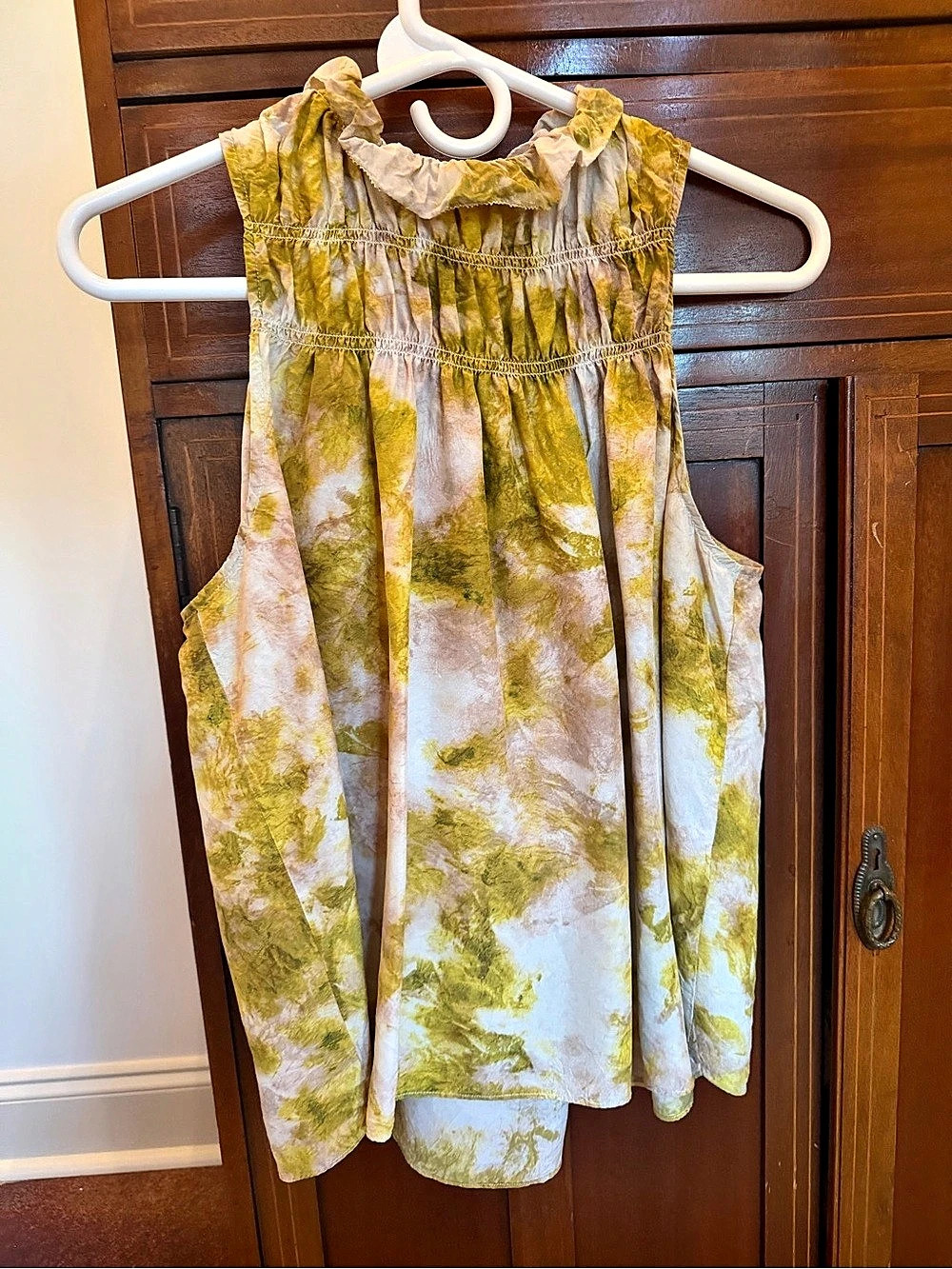 joie Abstract Print Sleeveless Blouse in Green & White Size Small
